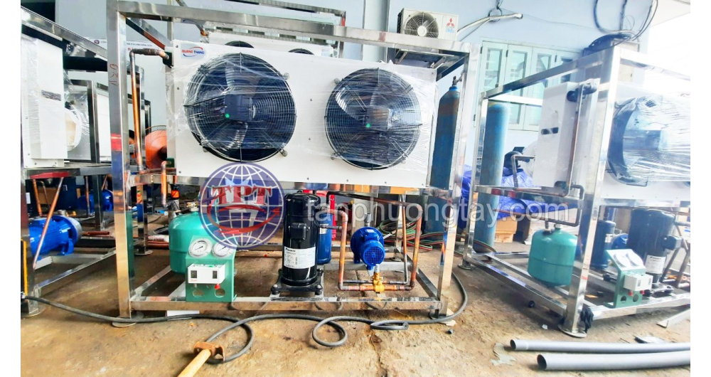 Máy Làm Lạnh Nước - Máy Làm Lạnh Nước Biển - C.P Việt Nam - Vũng Tàu